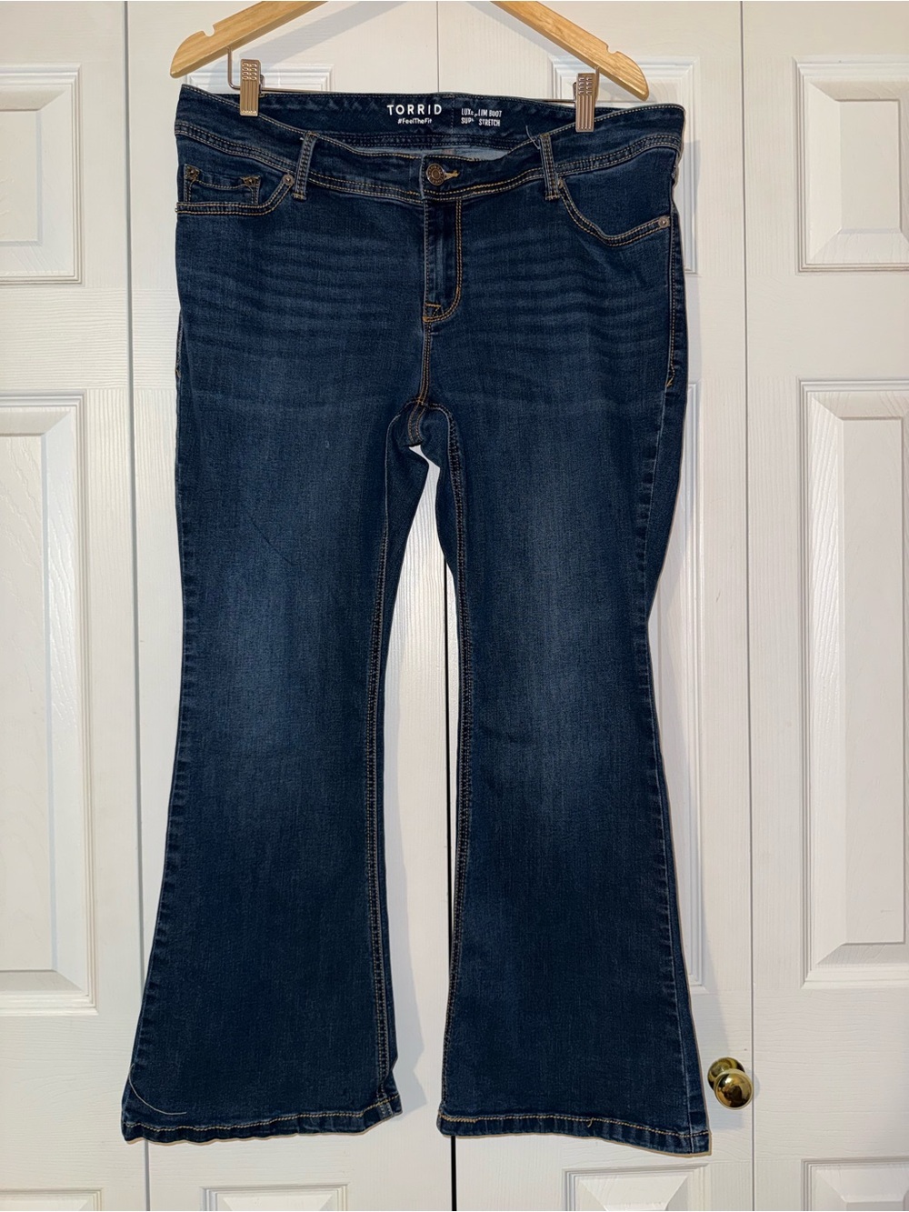 Torrid luxe slim boot mid rise jean size 16s/L27/1/2